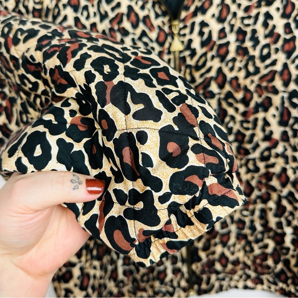 The Icing Vintage 80s Silk Animal Print Cheetah Quilted Puffer Bomber Jacket - Picture 9 of 13